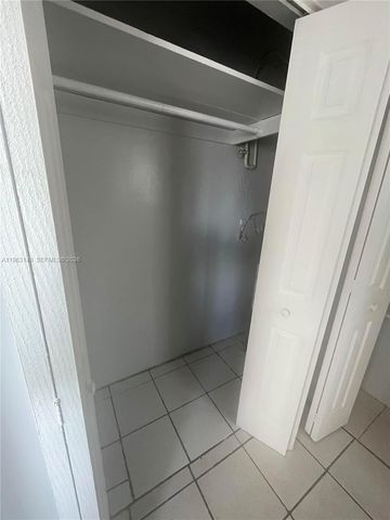 14305 NE 6th Ave 6, North Miami, FL 33161