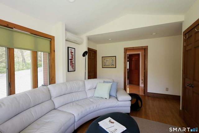 68 Bloomer Road, Ridgefield, CT 06877