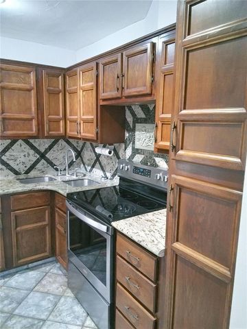 4209 FOGCUTTER COURT 4209, Tampa, FL 33615