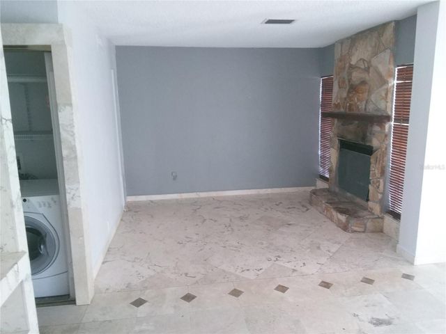 4209 FOGCUTTER COURT 4209, Tampa, FL 33615