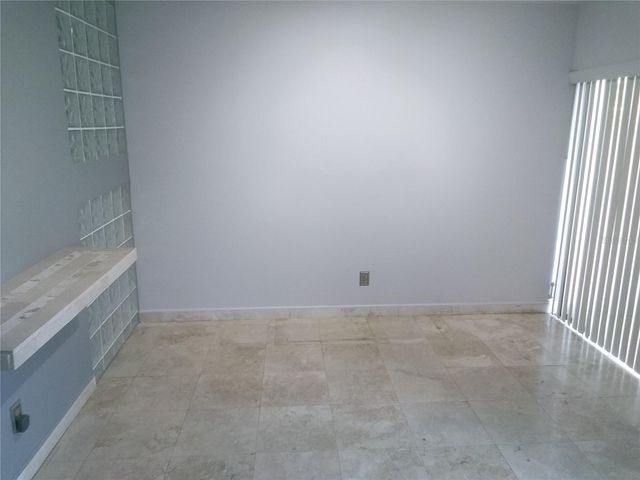 4209 FOGCUTTER COURT 4209, Tampa, FL 33615