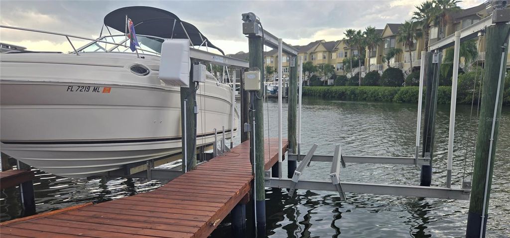 Image 24 of property listing at 4209 FOGCUTTER COURT 4209, Tampa, FL 33615