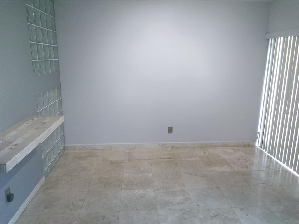 Image 10 of property listing at 4209 FOGCUTTER COURT 4209, Tampa, FL 33615