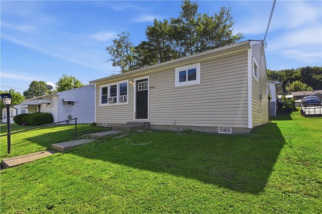 3712 3rd Avenue, Koppel, PA 16136