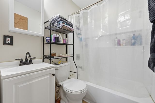 3712 3rd Avenue, Koppel, PA 16136