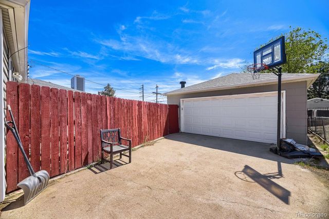 1250 W Tennessee Avenue, Denver, CO 80223