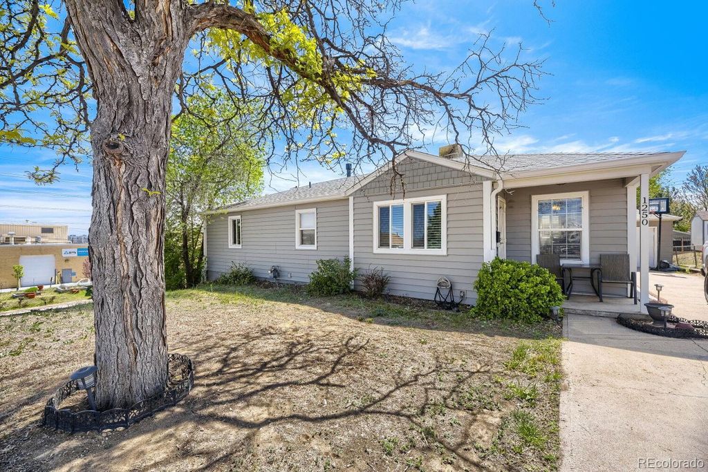 1250 W Tennessee Avenue, Denver, CO 80223