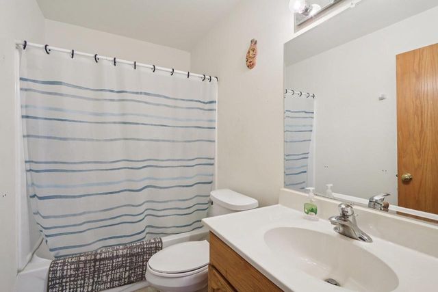 211-213 W Garfield Street, Mount Horeb, WI 53572