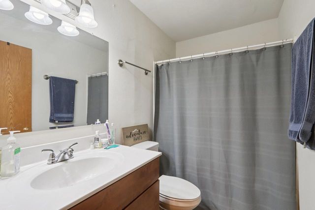 211-213 W Garfield Street, Mount Horeb, WI 53572