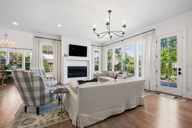 1000 Draughon Ave, Nashville, TN 37204