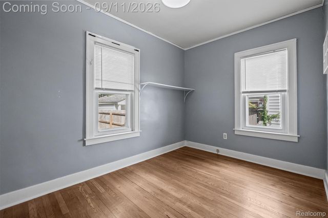 915 E 6th Street, Royal Oak, MI 48067