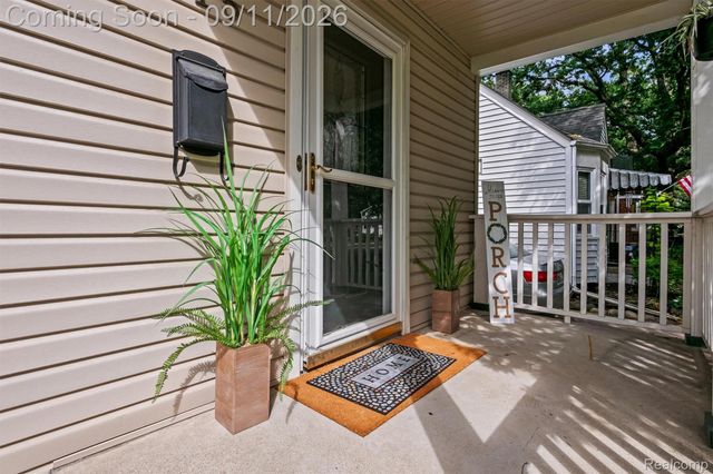915 E 6th Street, Royal Oak, MI 48067