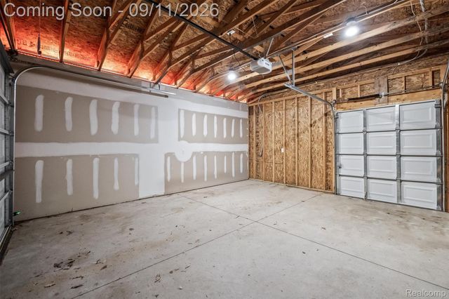 915 E 6th Street, Royal Oak, MI 48067