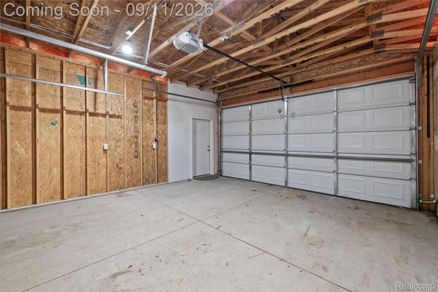 915 E 6th Street, Royal Oak, MI 48067