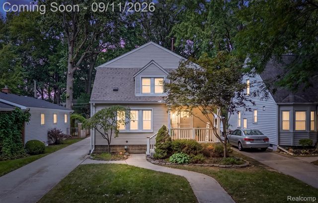 915 E 6th Street, Royal Oak, MI 48067