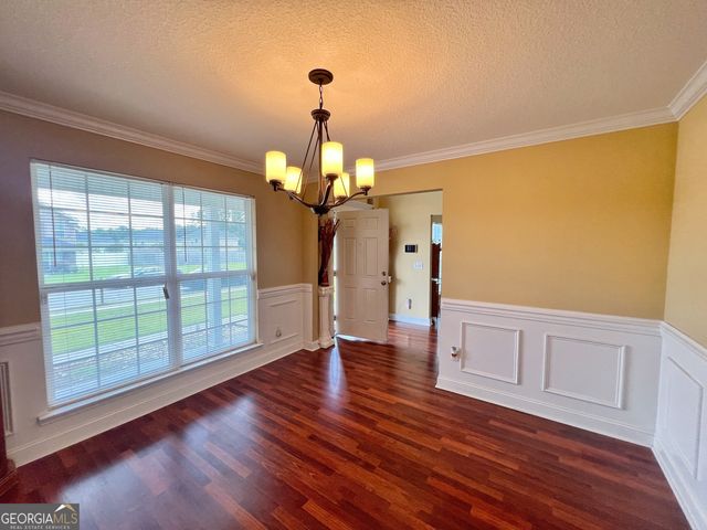 40 Red Blossom Court, Allenhurst, GA 31301