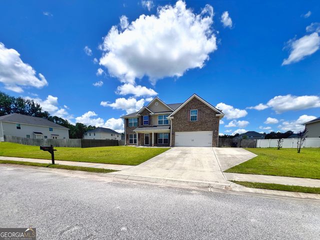 40 Red Blossom Court, Allenhurst, GA 31301