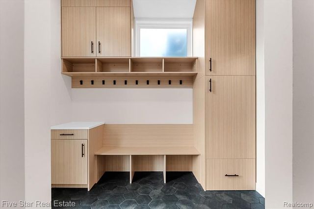 960 Davis Avenue, Birmingham, MI 48009