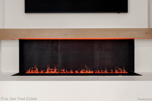 960 Davis Avenue, Birmingham, MI 48009