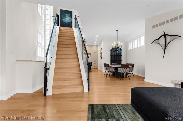 960 Davis Avenue, Birmingham, MI 48009