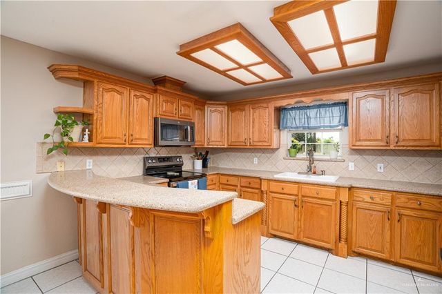 2214 Northgate Circle, Weslaco, TX 78599