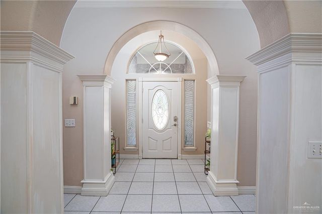 2214 Northgate Circle, Weslaco, TX 78599