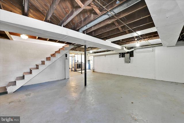 109 E PINE ST, Ephrata, PA 17522