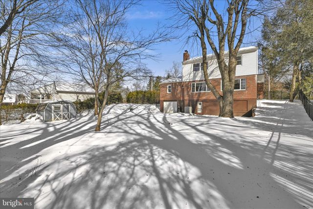 109 E PINE ST, Ephrata, PA 17522