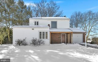 109 E PINE ST, Ephrata, PA 17522