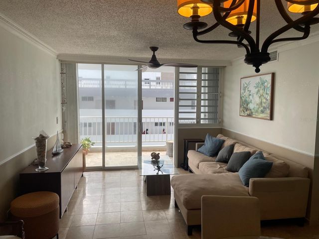 3409 AV. ISLA VERDE 702, Carolina, PR 00979