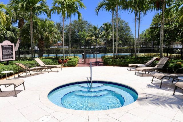 4905 Midtown Lane 2104, Palm Beach Gardens, FL 33418