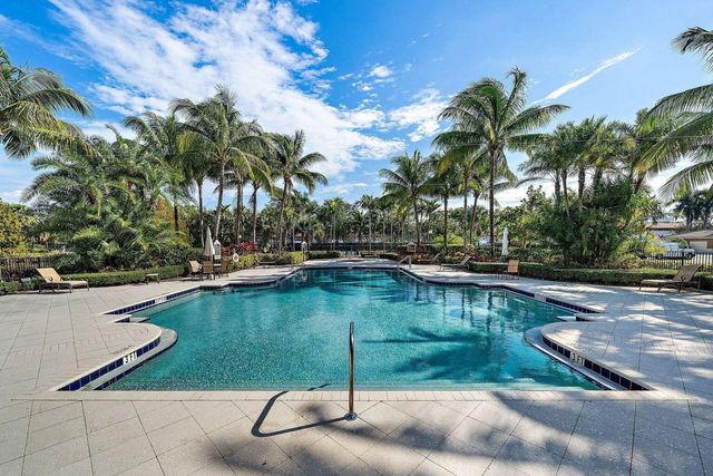4905 Midtown Lane 2104, Palm Beach Gardens, FL 33418
