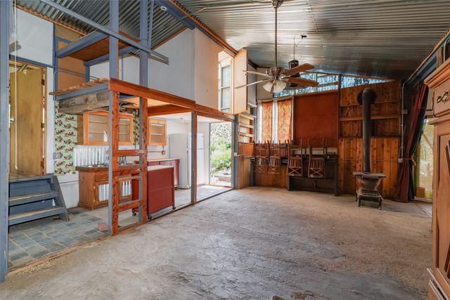 2 Grasshopper Road, Madrid, NM 87010