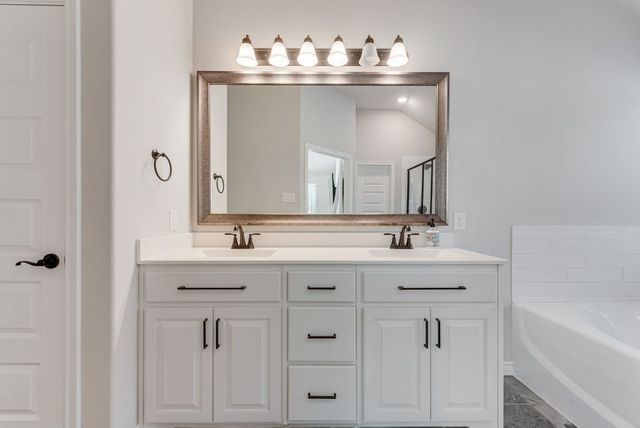 2631 Askern Court, Grand Prairie, TX 75052
