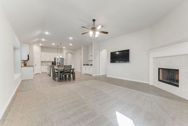 2631 Askern Court, Grand Prairie, TX 75052