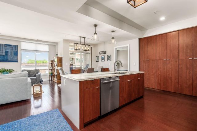 845 N High Street, 404, Columbus, OH 43215