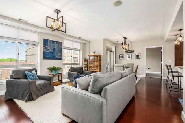 845 N High Street, 404, Columbus, OH 43215