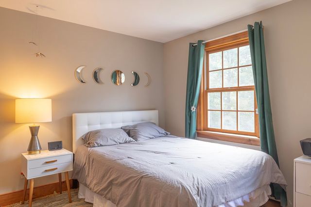 28 Mathews Road, Henniker, NH 03242
