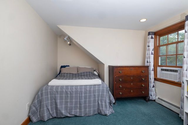 28 Mathews Road, Henniker, NH 03242