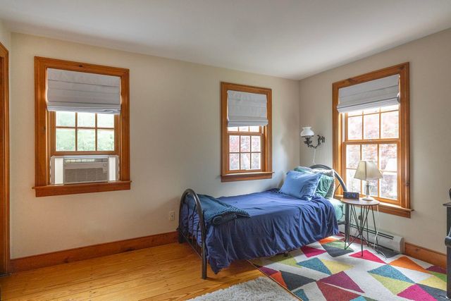28 Mathews Road, Henniker, NH 03242