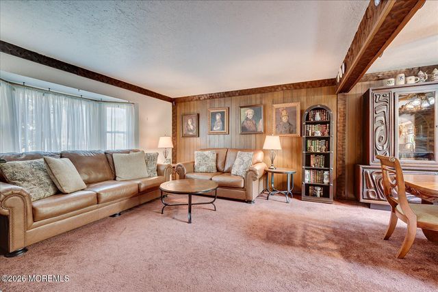 25 Hill Road, Edison, NJ 08817