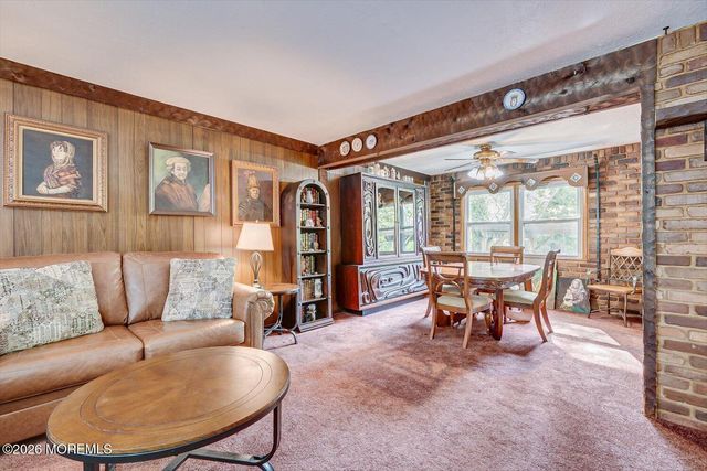 25 Hill Road, Edison, NJ 08817