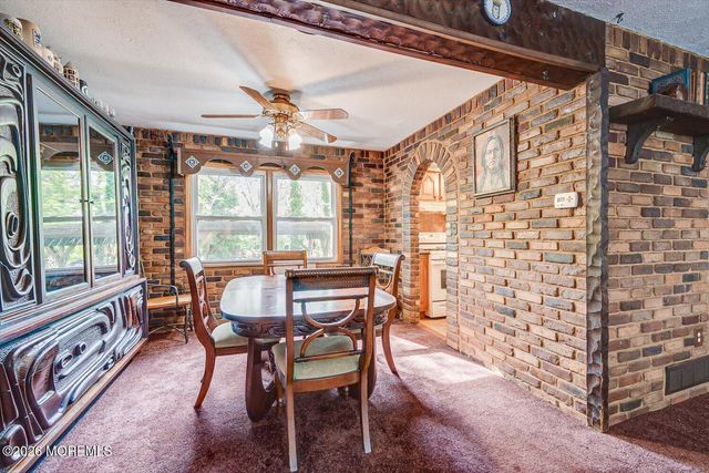 25 Hill Road, Edison, NJ 08817