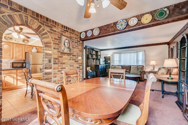 25 Hill Road, Edison, NJ 08817