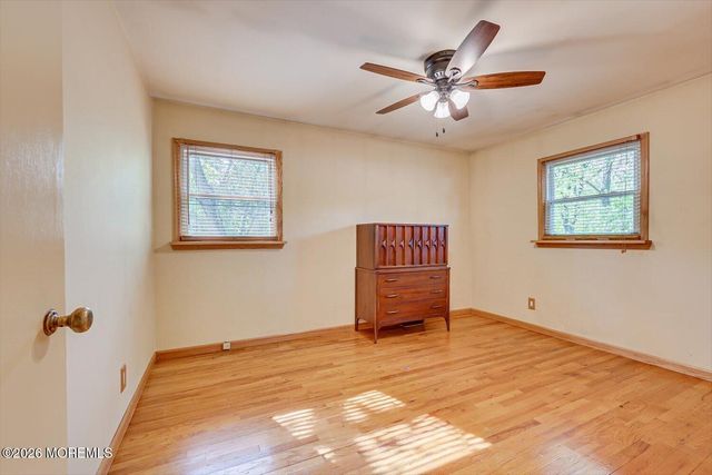 25 Hill Road, Edison, NJ 08817
