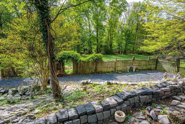 25 Hill Road, Edison, NJ 08817