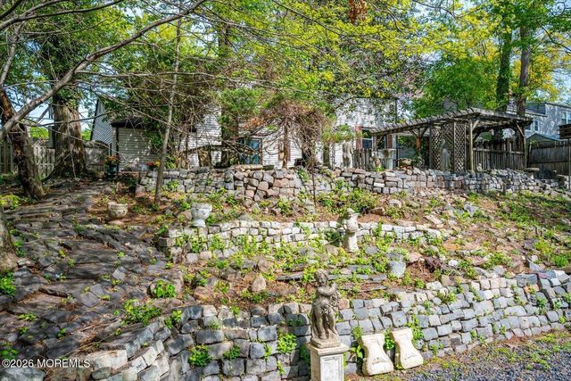25 Hill Road, Edison, NJ 08817