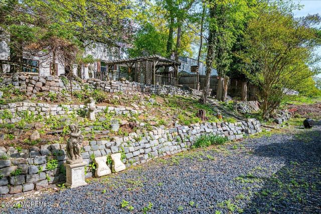 25 Hill Road, Edison, NJ 08817