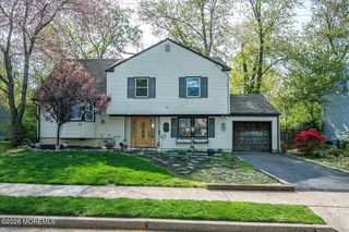 25 Hill Road, Edison, NJ 08817