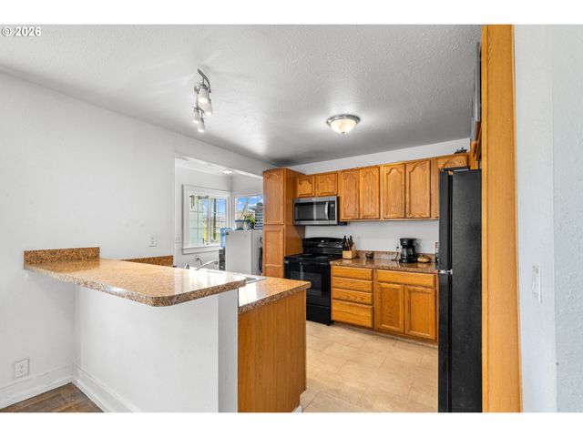 1901 Sw GOODWIN Ave, Pendleton, OR 97801